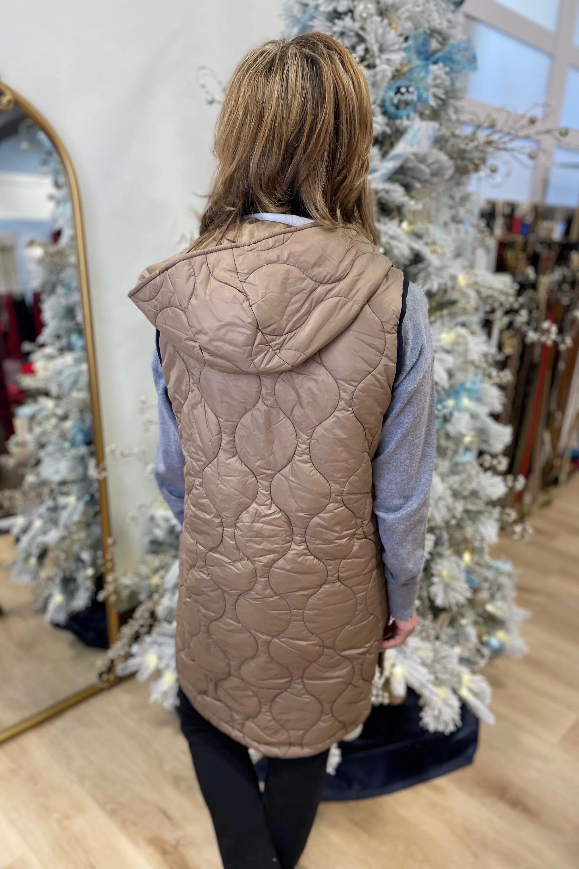 Charlie B Long Quilted Vest w Hood Truffle